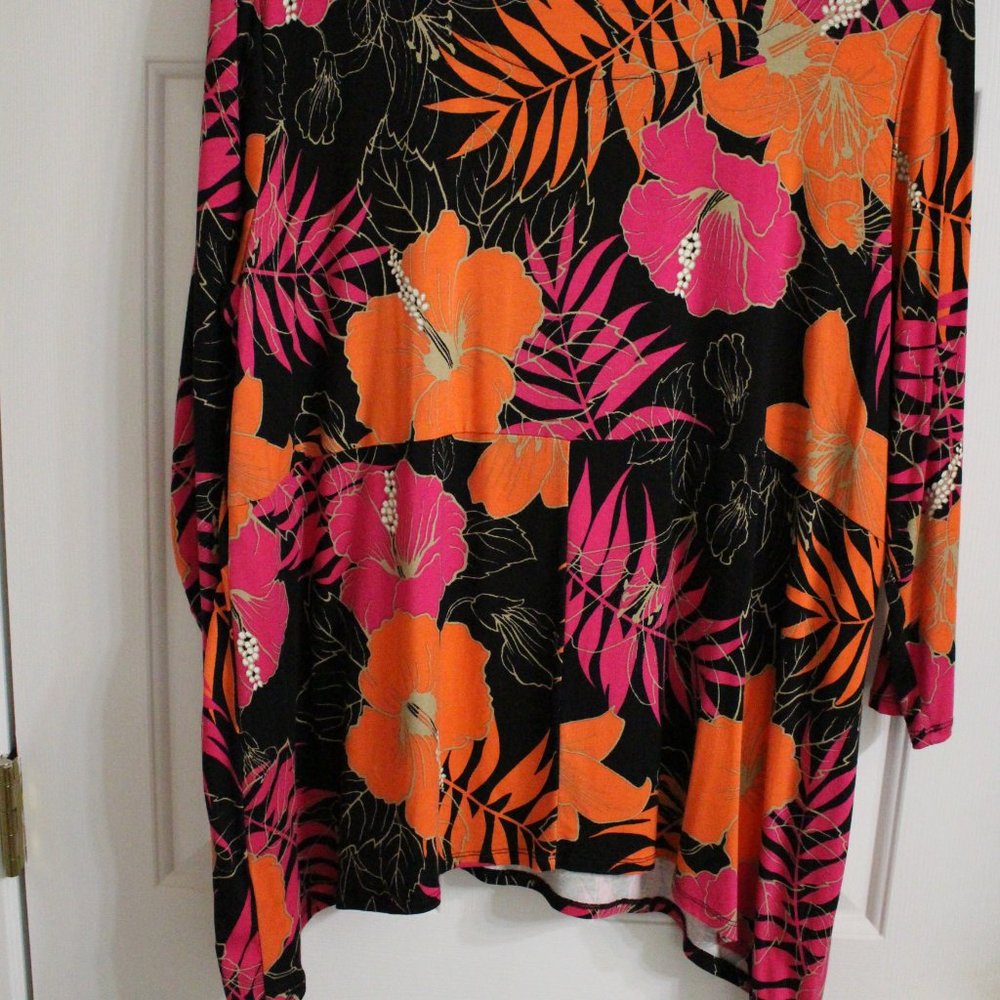 Ruby Red Women’s Top; New Without Tags - image 4